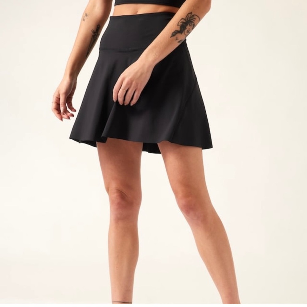 Athleta S women’s black match point skort